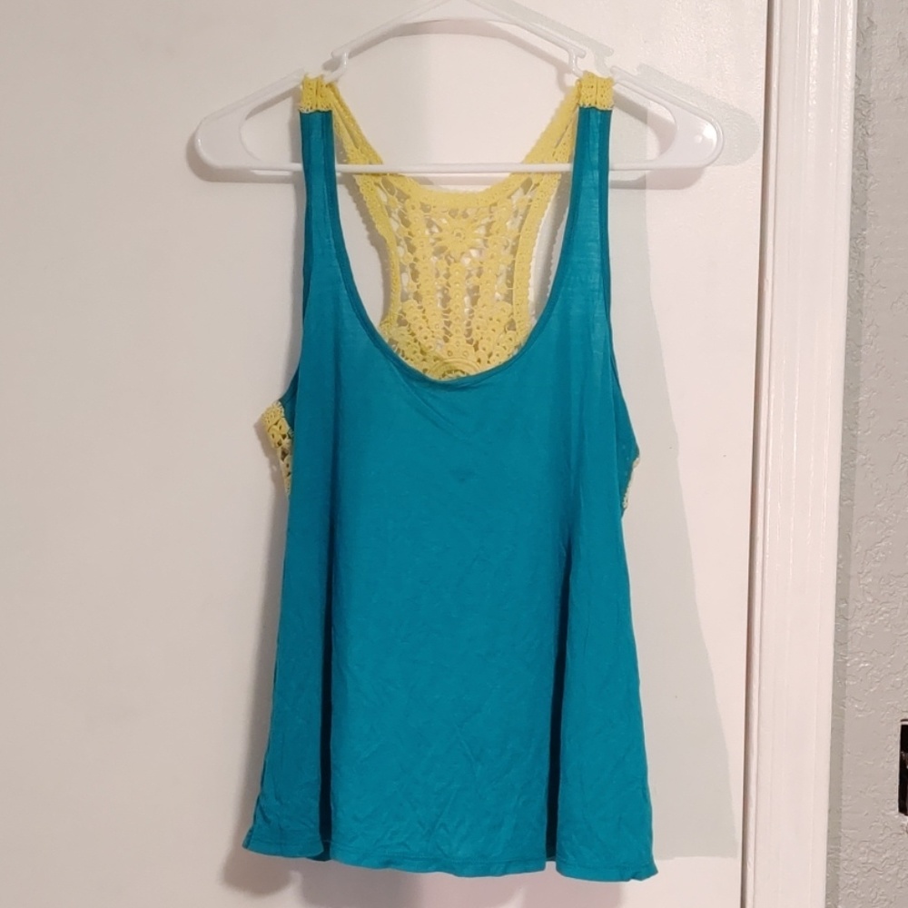 🐋2 FOR $9🐋 Blue with yellow lace tank top